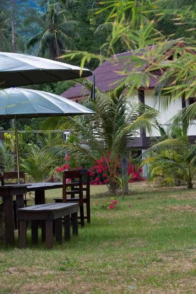 Hin Bhai Resort Ban Chalok Lam Esterno foto
